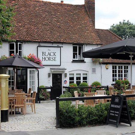 The Black Horse Fulmer Buitenkant foto