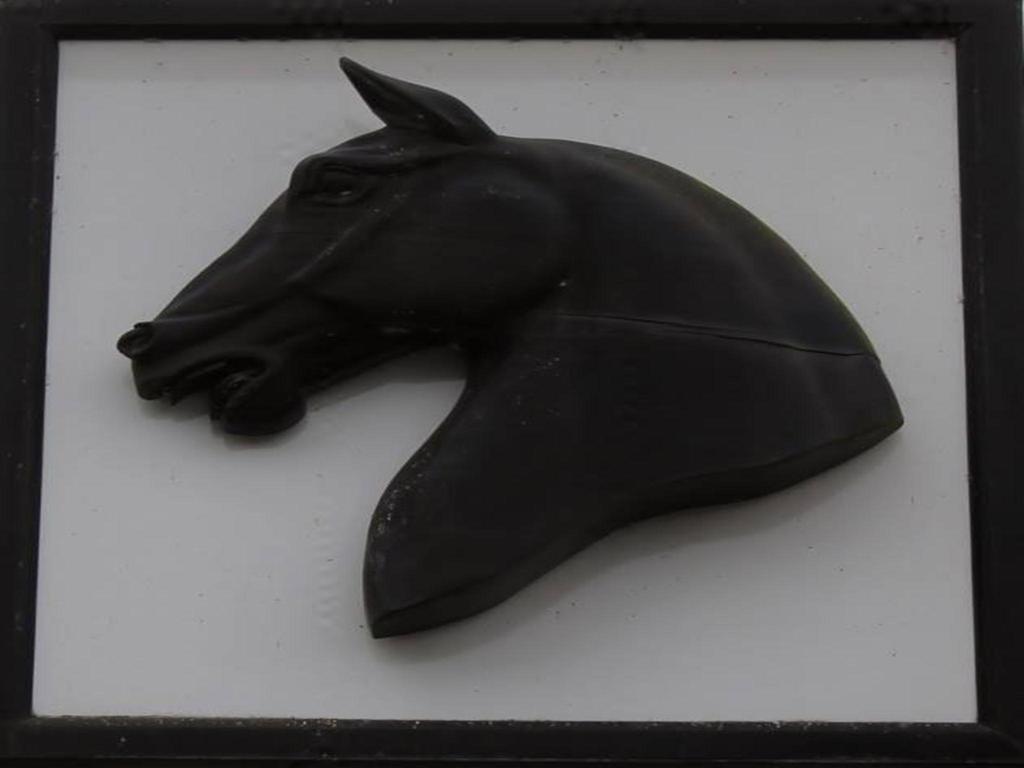 The Black Horse Fulmer Buitenkant foto